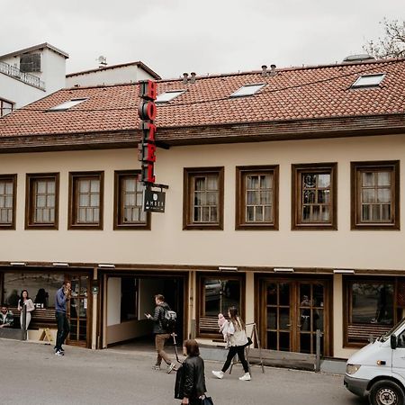 Amber Hotel Сараево Екстериор снимка